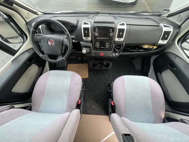 Fahrzeugbild Pössl Summit 640 wenige Kilometer #4