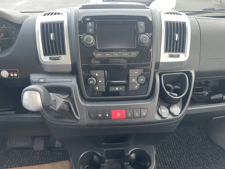 Fahrzeugbild Pössl Summit 640 wenige Kilometer #6