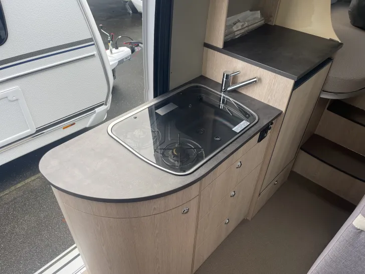 Fahrzeugbild Pössl Summit 640 wenige Kilometer #8