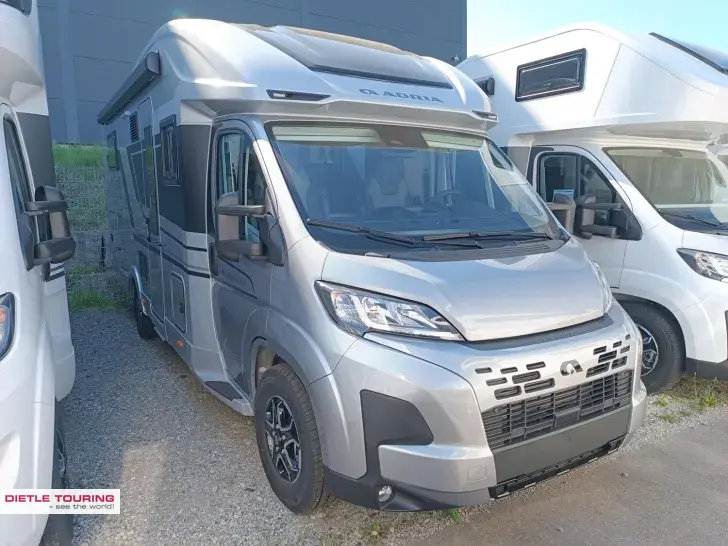 Fahrzeugbild Adria Coral Supreme 670 DC Safety + Style, Markise #1
