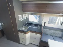 Fahrzeugbild Adria Coral Supreme 670 DC Safety + Style, Markise #8