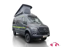 Fahrzeugbild Hymer Grand Canyon S CrossOver 600 Schlafdach, Solar #4