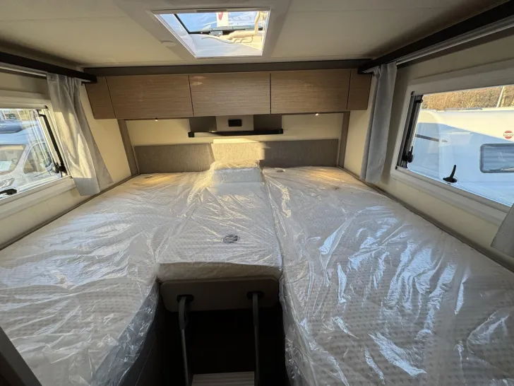 Fahrzeugbild Bürstner Campeo TD 690 G Markise|Attractive|Flex|Navi #16