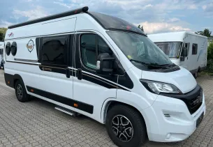 Bild Van First Class - Two Rooms 640 LE  ...