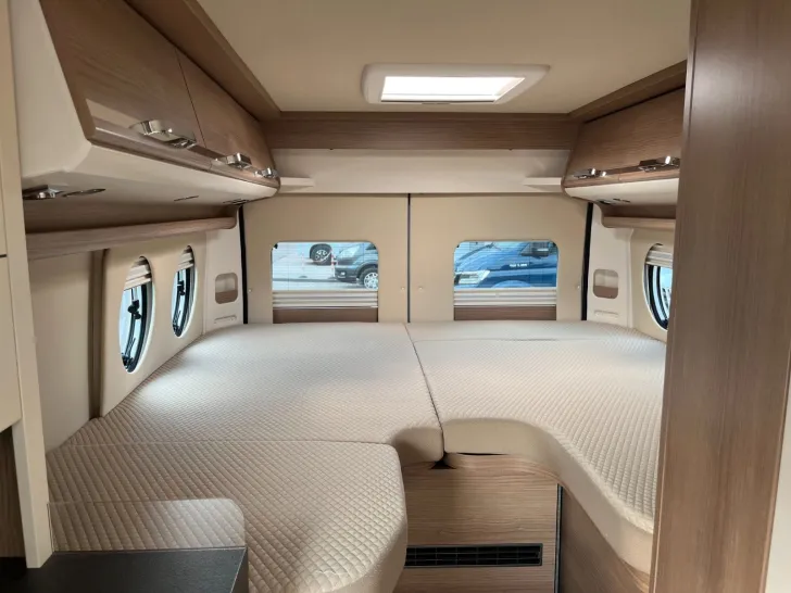 Fahrzeugbild Malibu Van charming GT skyview 640 LE RB 180 PS Solar #10