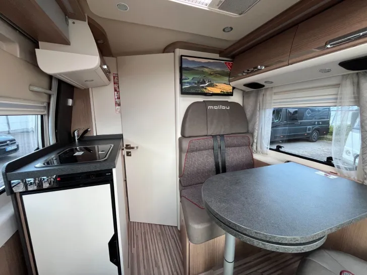 Fahrzeugbild Malibu Van charming GT skyview 640 LE RB 180 PS Solar #12