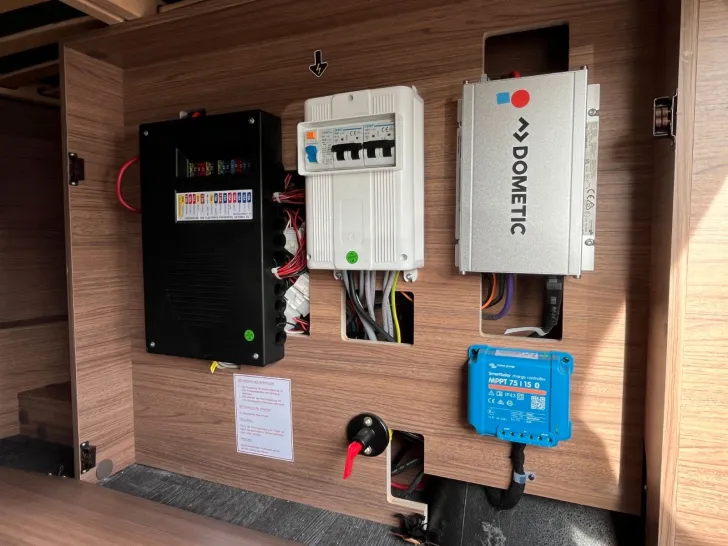 Fahrzeugbild Knaus VAN I 550 MF Solar, Automatik, Klima #16