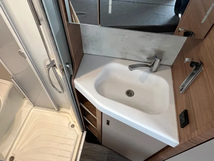 Fahrzeugbild Knaus VAN I 550 MF Solar, Automatik, Klima #24