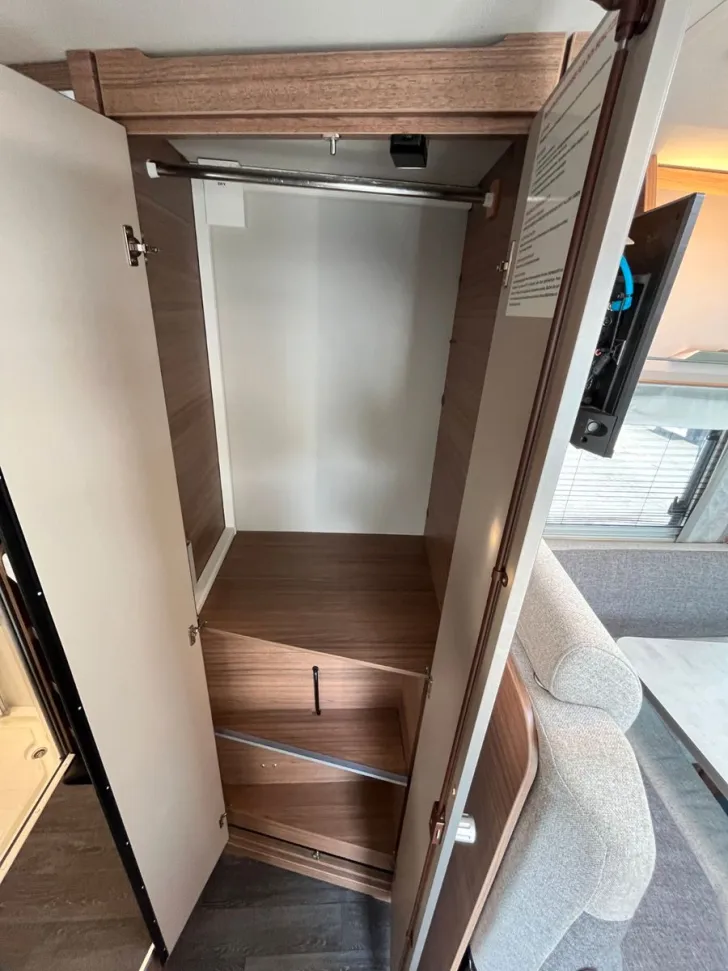 Fahrzeugbild Knaus VAN I 550 MF Solar, Automatik, Klima #26