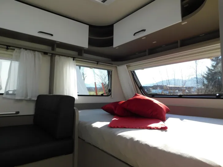 Fahrzeugbild Dethleffs c-go Active 495 QSK Safety-Paket + Bugfenster #10