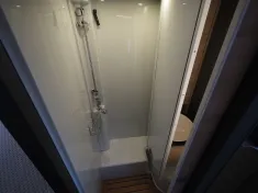 Bild 17 Dethleffs Globebus Go T45, Dachklima, Solar, TV, Truma D