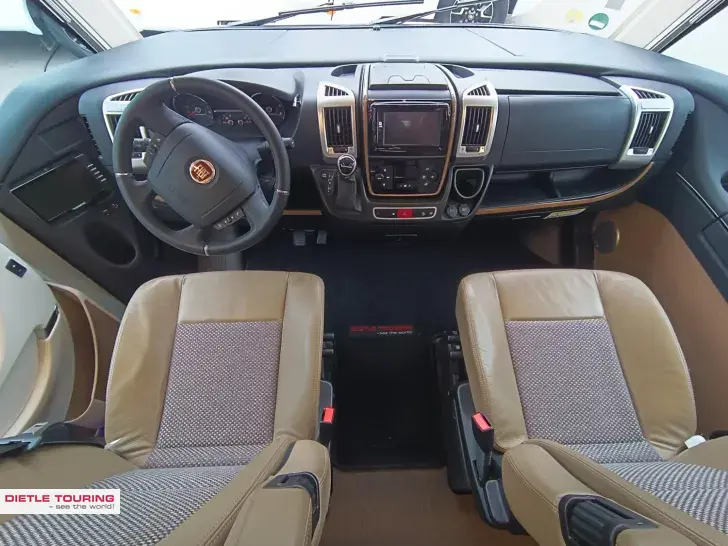 Fahrzeugbild Carthago c-tourer I 141 LE #5