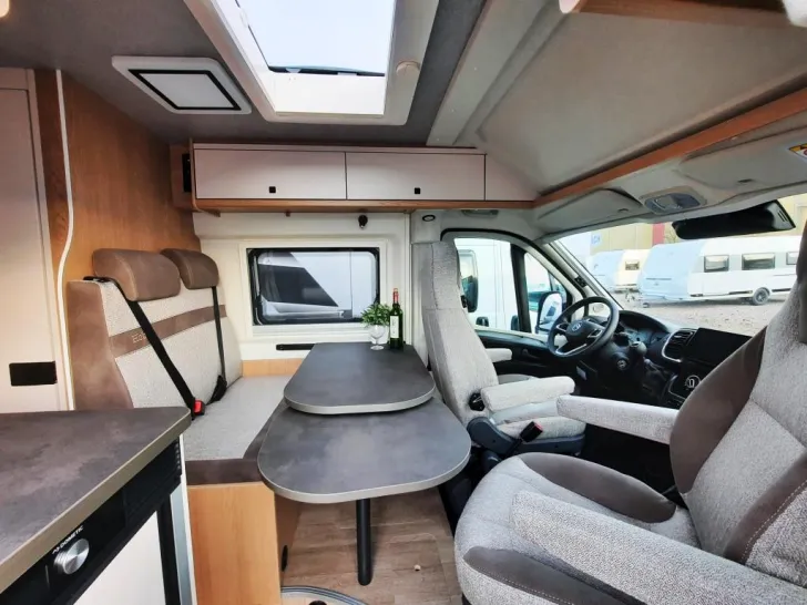 Fahrzeugbild Hobby ONTOUR Van 600 FT #9
