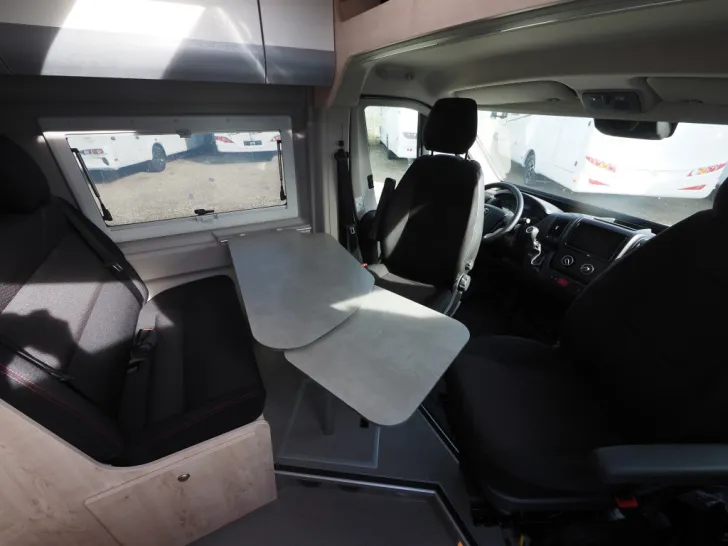 Fahrzeugbild Clever Celebration, Multim./Kamera, Lithium, Markise #5