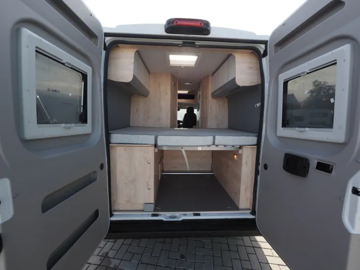 Fahrzeugbild Clever Celebration, Multim./Kamera, Lithium, Markise #15