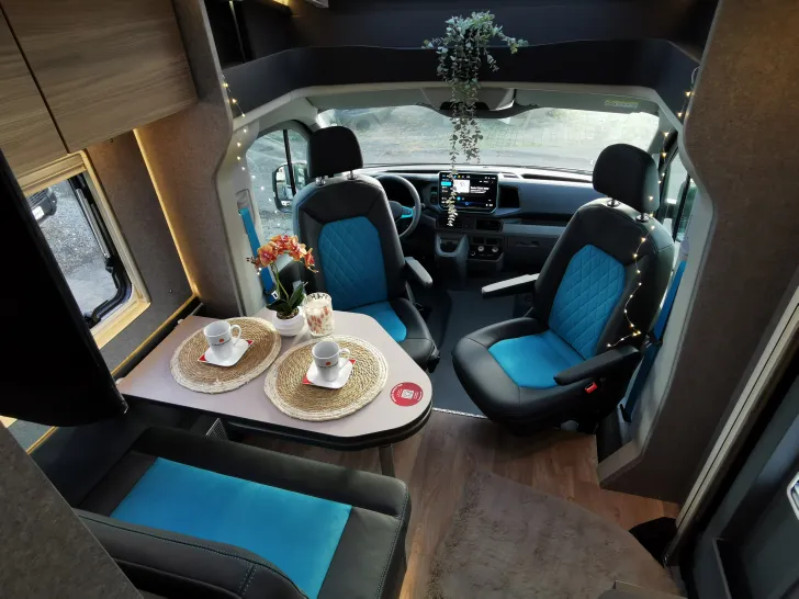 Fahrzeugbild Dethleffs Globebus Performance 4x4 T 46 Lithium+TV+Markise+Leder Excl* #13