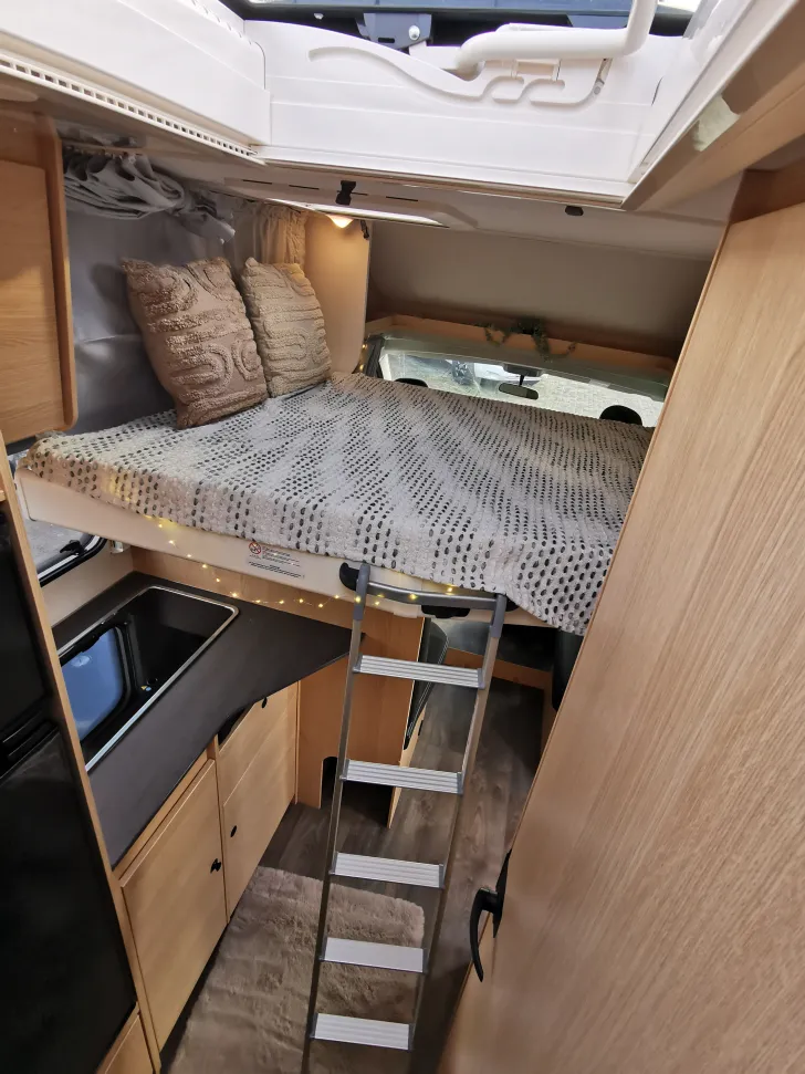 Fahrzeugbild Sunlight T SUB TS67 Hubbett+EB zu DB* #16