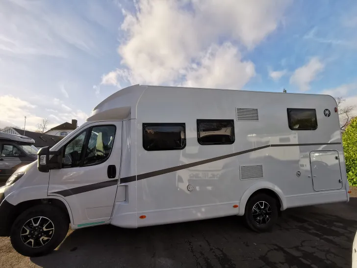 Fahrzeugbild Sunlight T SUB TS67 Hubbett+EB zu DB* #5