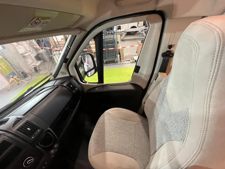 Fahrzeugbild Carado T 447 Solar, Navi, Fahrradträger, Sat, TV #8
