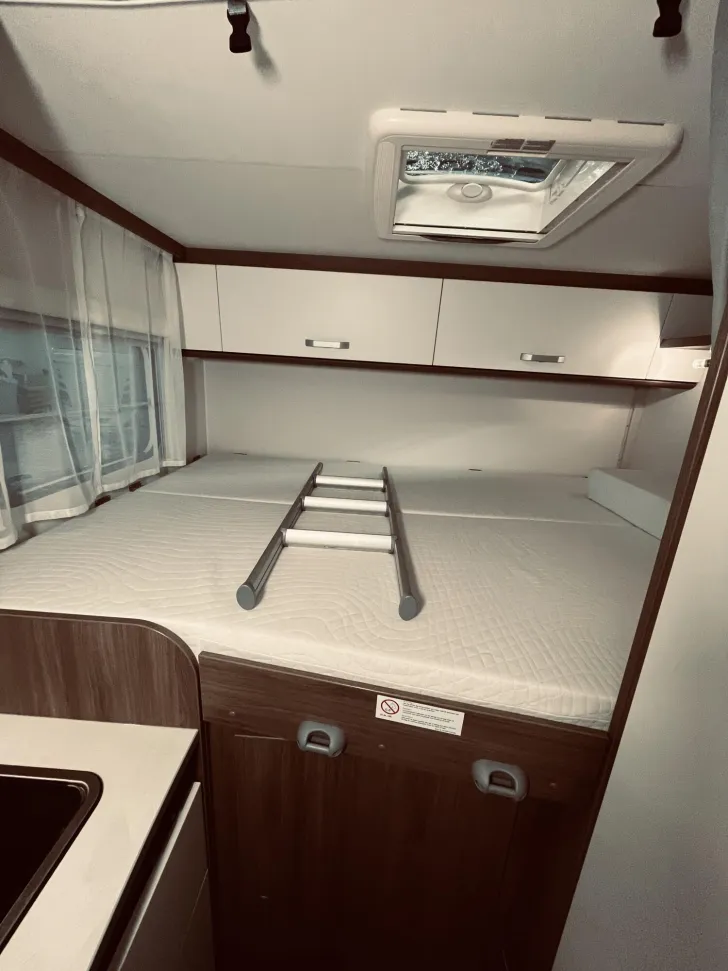 Fahrzeugbild Carado pro V 132 Solar, Navi, Markise, TV, Sat #12