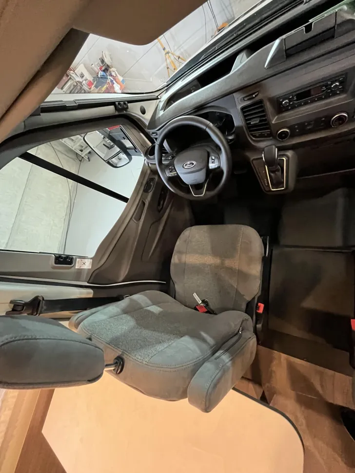 Fahrzeugbild Carado Edition24 T Ford 449 Solar, Zenec Navi mit RFK #8