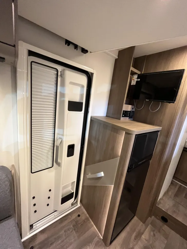 Fahrzeugbild Carado Edition24 T Ford 449 Solar, Zenec Navi mit RFK #14