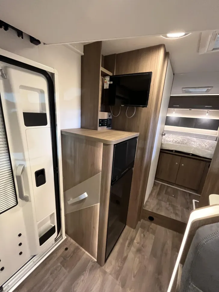 Fahrzeugbild Carado Edition24 T Ford 449 Solar, Zenec Navi mit RFK #15