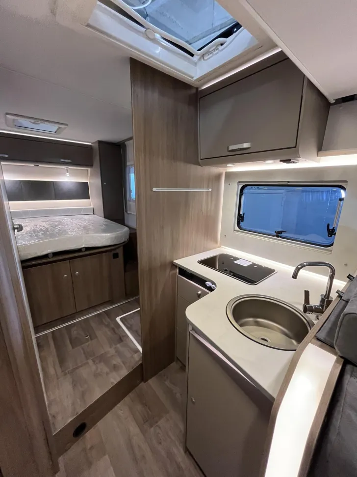 Fahrzeugbild Carado Edition24 T Ford 449 Solar, Zenec Navi mit RFK #17