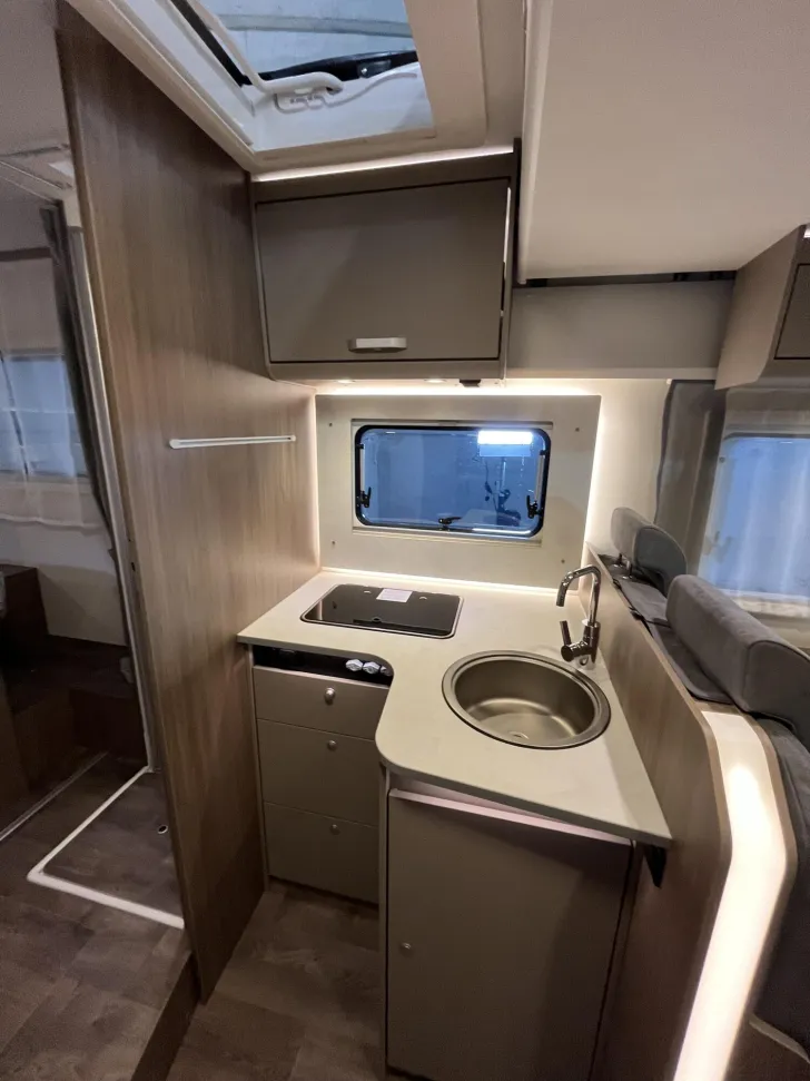 Fahrzeugbild Carado Edition24 T Ford 449 Solar, Zenec Navi mit RFK #18