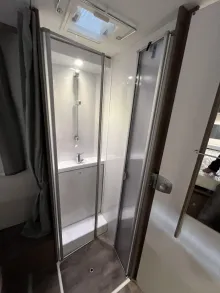 Fahrzeugbild Carado Edition24 T Ford 449 Solar, Zenec Navi mit RFK #27