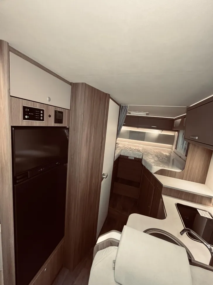 Fahrzeugbild Carado I 338 Solar, Navi, RFK, Markise, TV, Sat #20