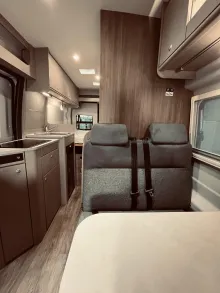 Fahrzeugbild Carado Edition24 CV Ford 590 4x4 Solar, Dieselh., Navi #9