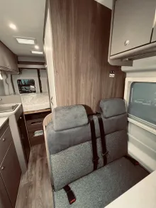 Fahrzeugbild Carado Edition24 CV Ford 590 4x4 Solar, Dieselh., Navi #15