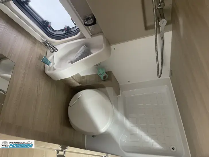 Fahrzeugbild Forster V 599 HBL Livin' Up Pro 140 PS*Markise*Rückfahrkamera #15