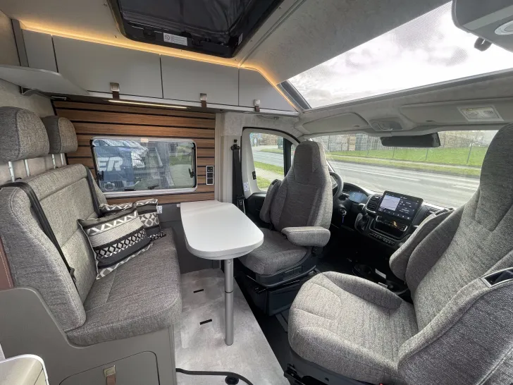 Fahrzeugbild Hymer Camper Van Yellowstone UVP 109.500,- ! #9