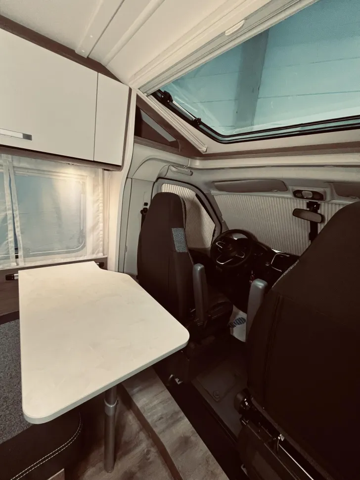 Fahrzeugbild Carado V 132 #11