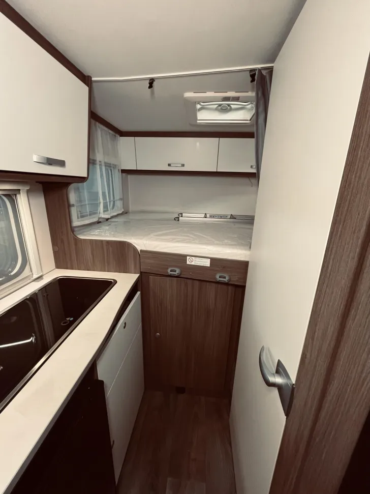 Fahrzeugbild Carado V 132 #15