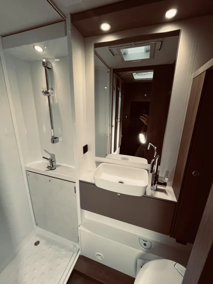 Fahrzeugbild Carado pro A 464 YOUNG CAMPER #24