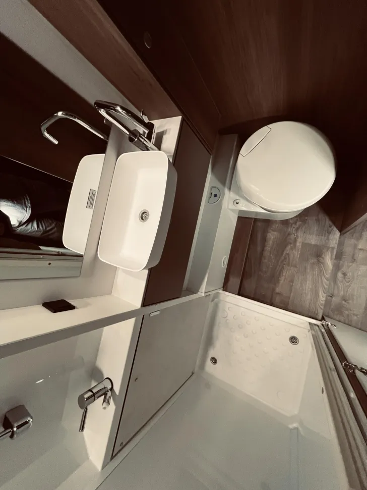Fahrzeugbild Carado pro A 464 YOUNG CAMPER #26