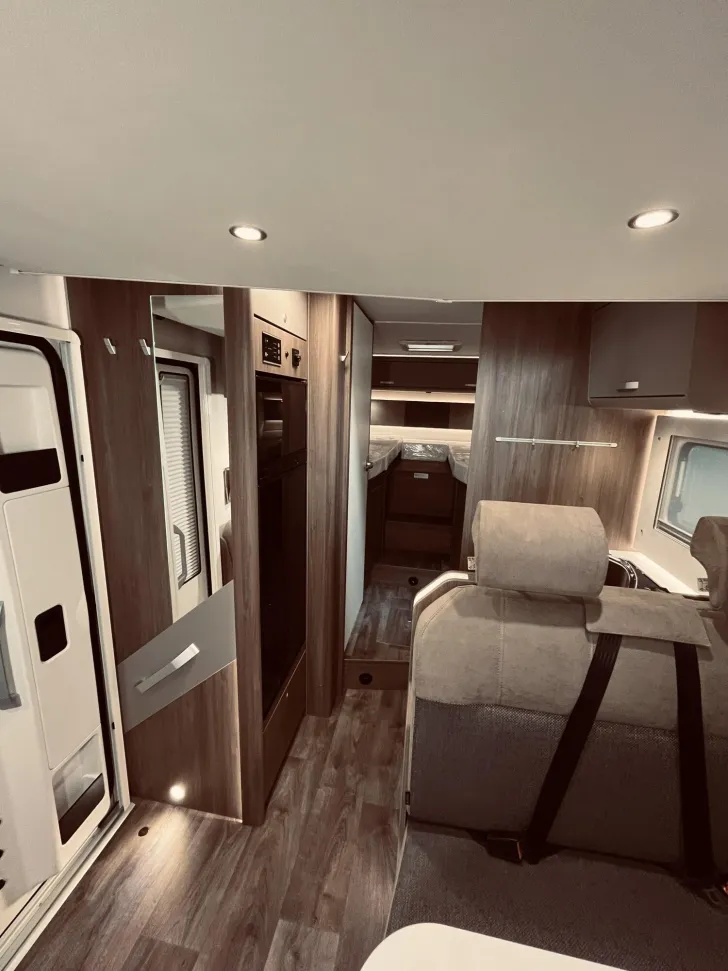 Fahrzeugbild Carado T 447 Navi, Solar, 10.286 EUR Vorteil! #10