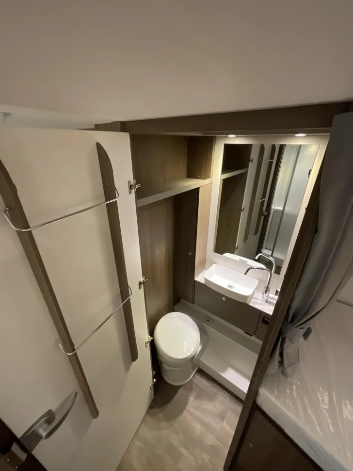 Fahrzeugbild Carado I 447 LTE Router, TV, Automatik, #16