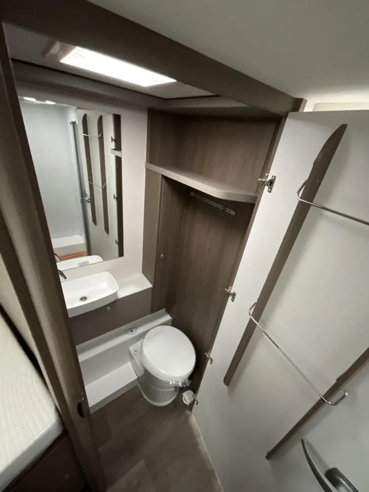 Fahrzeugbild Carado T 457 Face-to-Face, Automatik, Caramatic #15