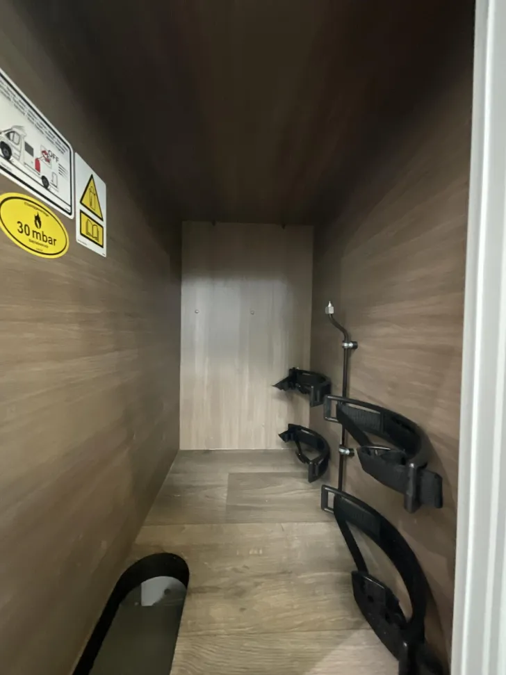 Fahrzeugbild Carado V 347 *Clever-Lift Bett* #8