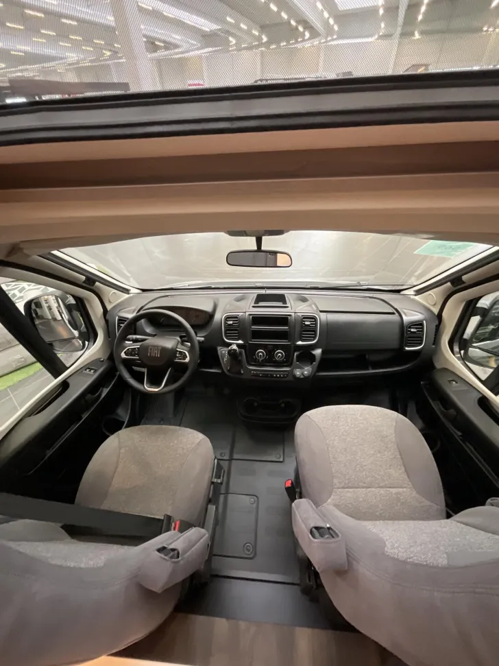 Fahrzeugbild Carado V 347 *Clever-Lift Bett* #15