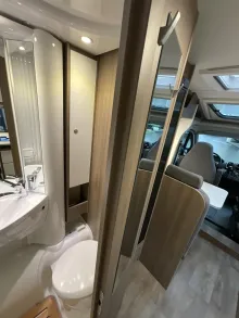 Fahrzeugbild Carado V 347 *Clever-Lift Bett* #19