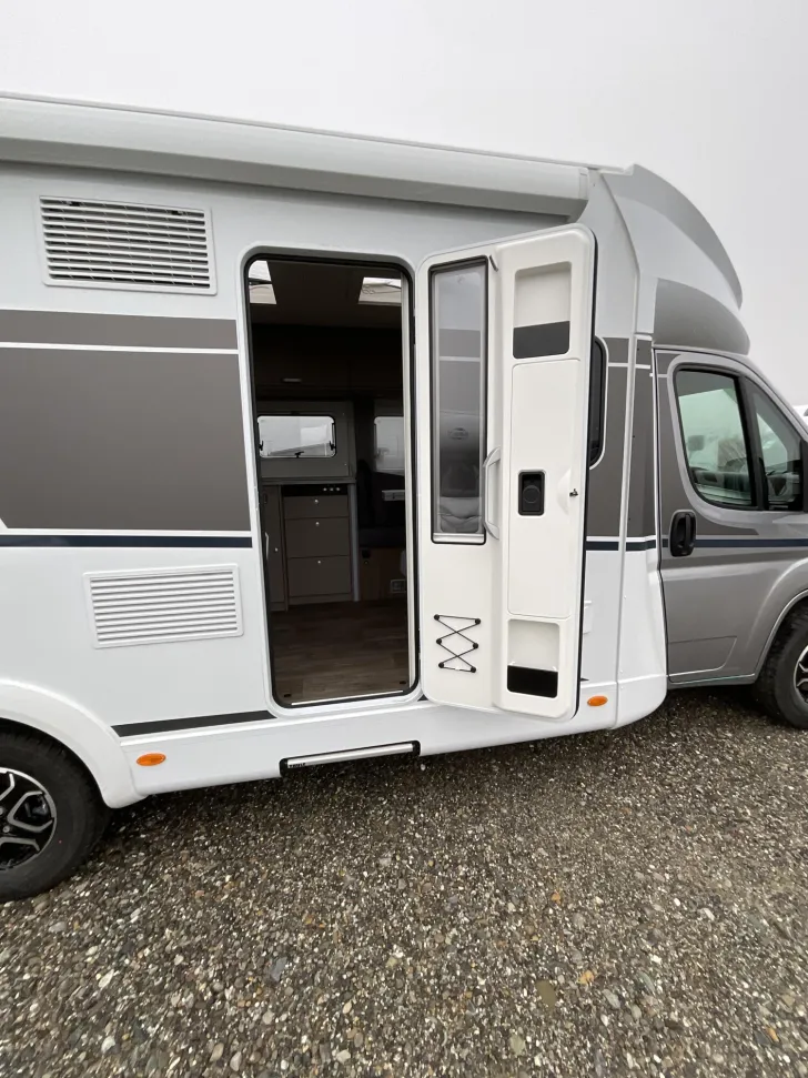 Fahrzeugbild Carado T 457 *Face-to-Face**Kein Hubbett* #10