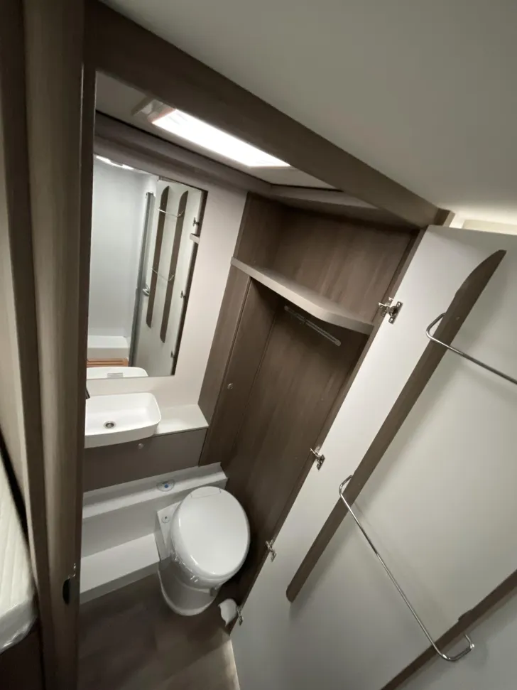 Fahrzeugbild Carado T 457 *Face-to-Face**Kein Hubbett* #18