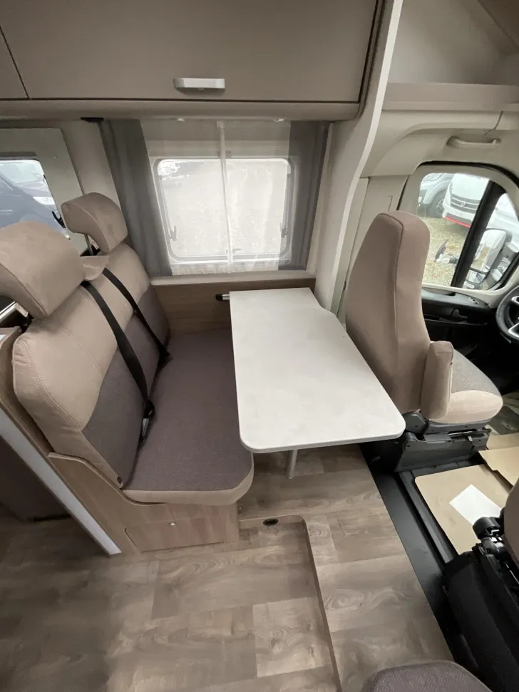 Fahrzeugbild Carado T 338 Automatik #7