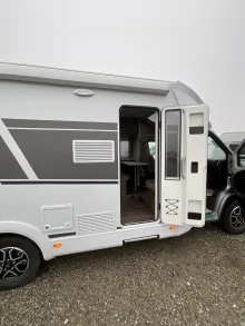Fahrzeugbild Carado T 338 Automatik #15