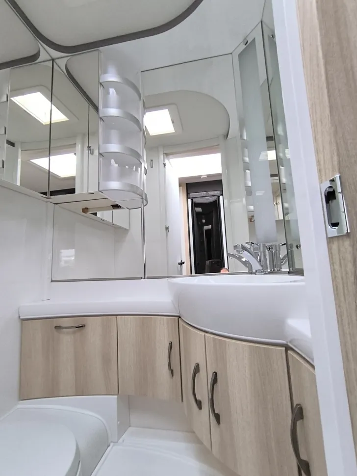 Fahrzeugbild Hobby De Luxe 515 UHL #13